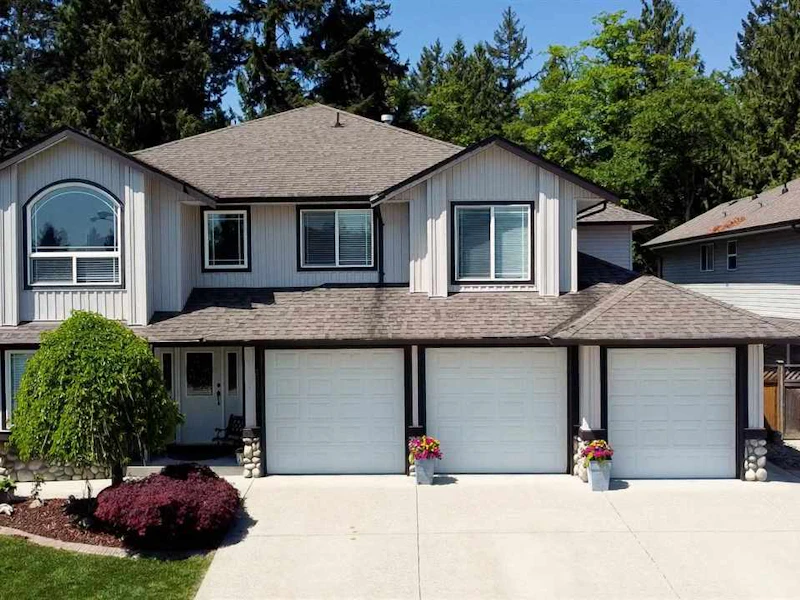 23937 115th Avenue, Maple Ridge BC V2W 1X2