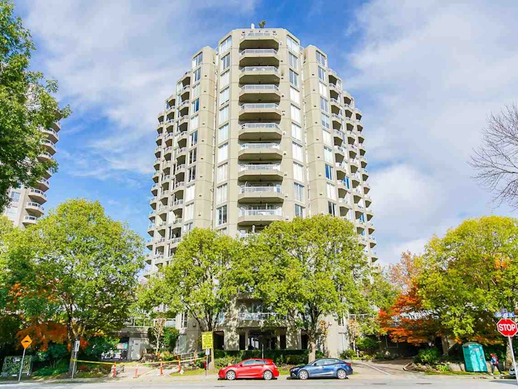 907-1135 Quayside Drive, New Westminster, BC, V3M 6J4