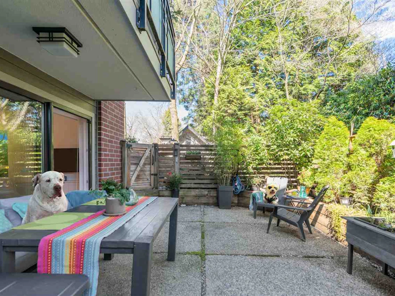 201 - 360 E 2nd Street, North Vancouver BC V7L 4N6