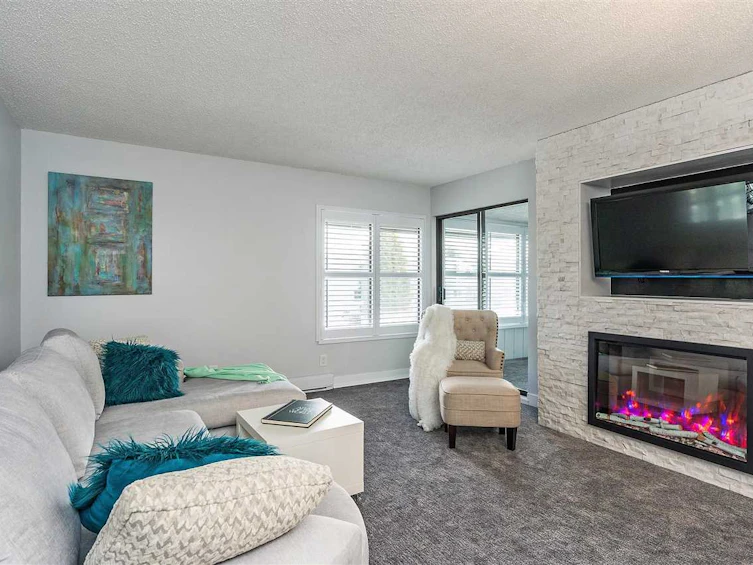 302-1355 Winter Street, Surrey, BC, V4B 3Y2
