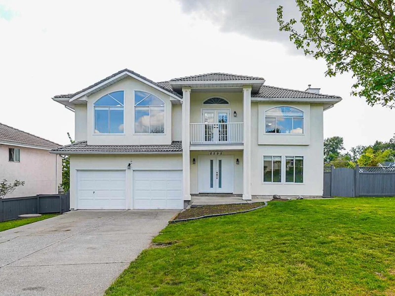 8595 148b Street, Surrey BC V3S 7E8