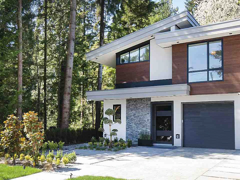 2237 Larson Road, North Vancouver BC