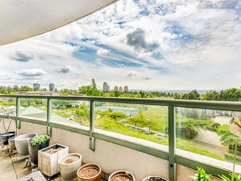 603 - 6611 Southoaks Crescent, Burnaby BC V5E 4L5