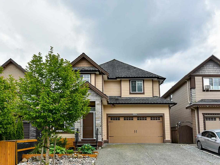 21164 77b Avenue, Langley, BC, V2Y 0K6