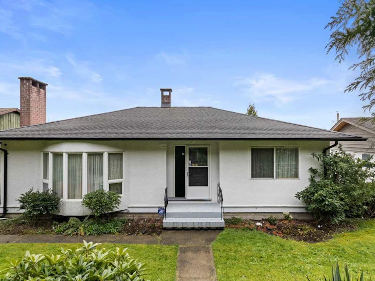 4582 Sunland Place, Burnaby, BC, V5J 3A4