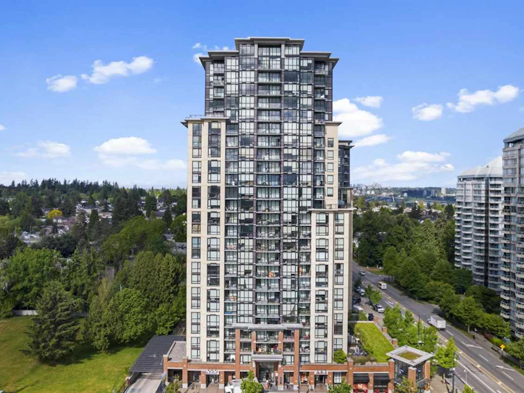 908-10777 University Drive, Surrey, BC, V3T 0E6