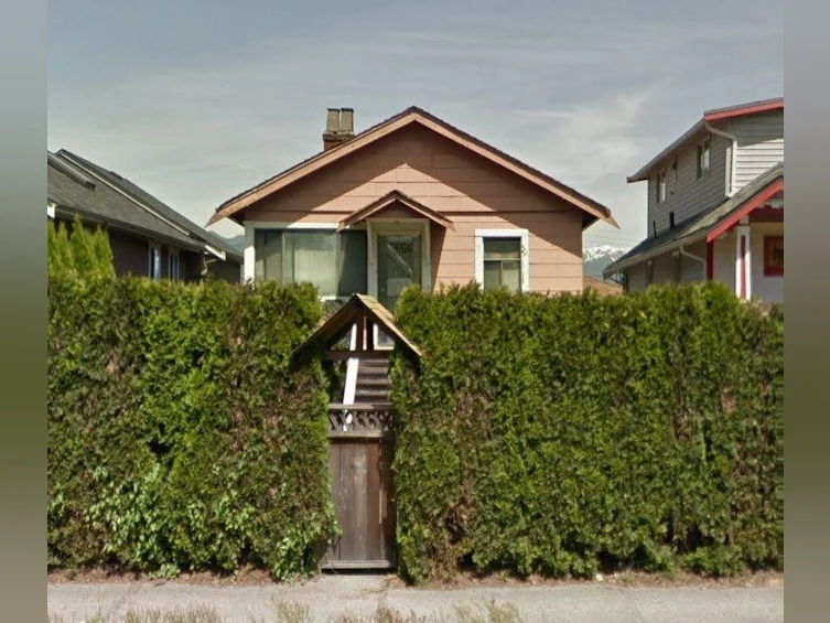 2219 E 1st Avenue, Vancouver, BC, V5N 1C1