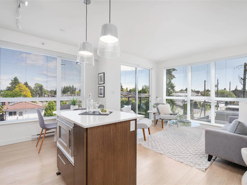 313 - 215 E 33rd Avenue, Vancouver BC V5V 2Z7