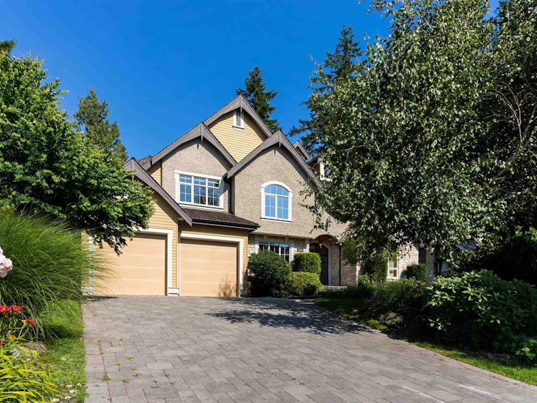 2098 129 Street, Surrey, BC, V4A 8H6