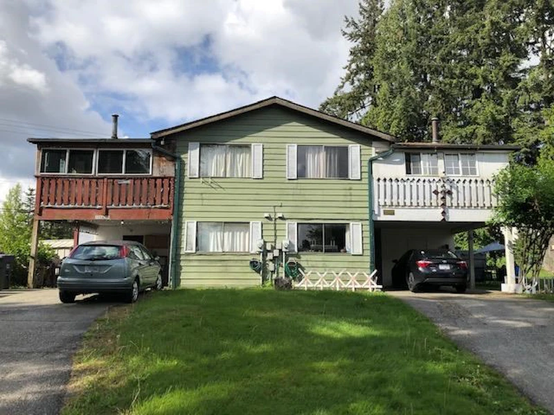 10418 Newark Place, Surrey BC V3R 6T9