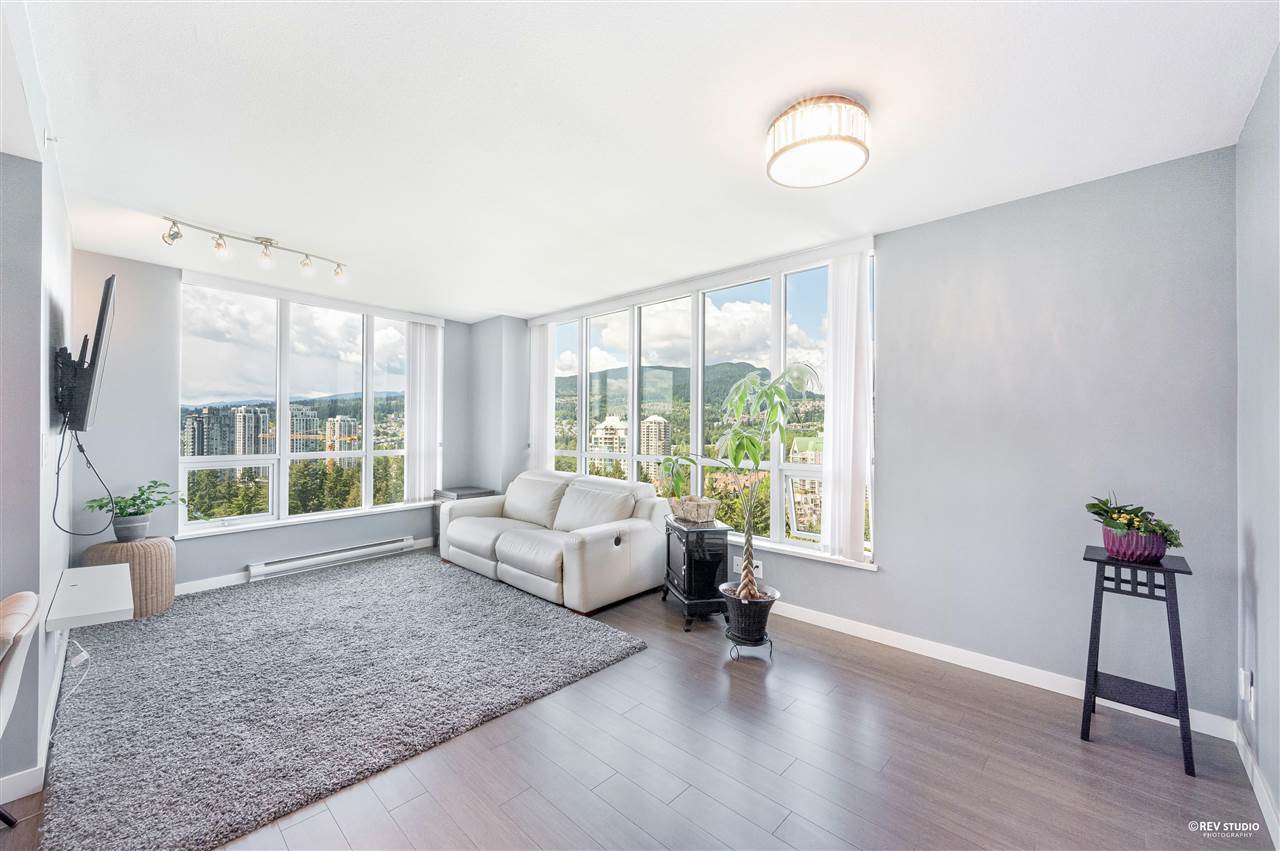 2608-3093 Windsor Gate, Coquitlam, BC, V3B 0N2