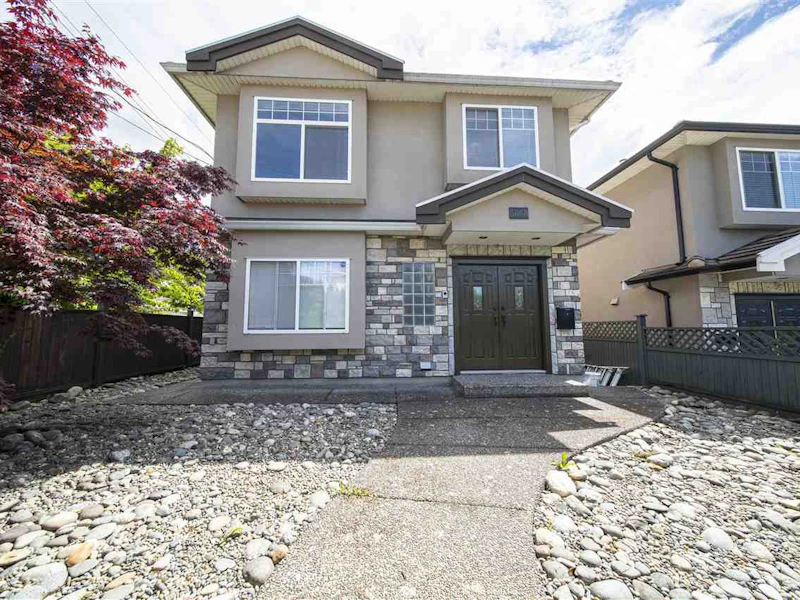 5068 Smith Avenue, Burnaby BC V5G 2W7