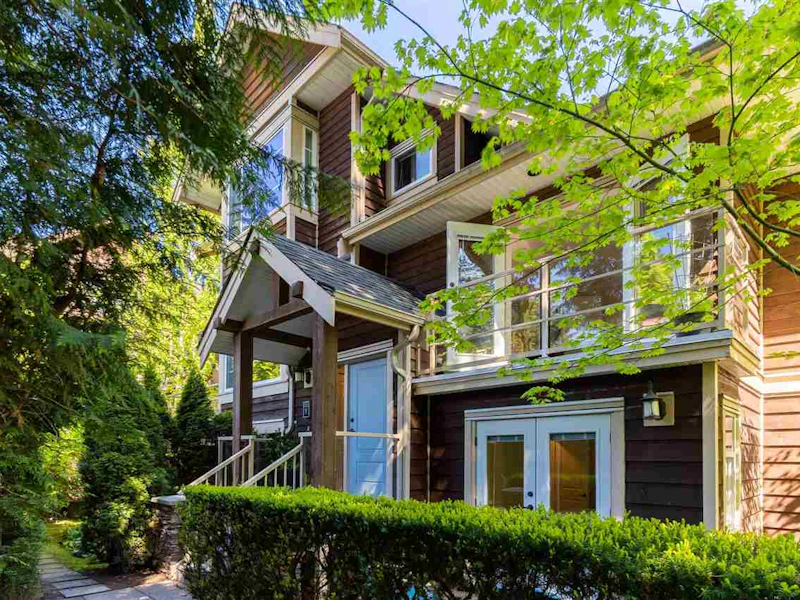9 - 3175 Baird Road, North Vancouver BC V7K 2G5