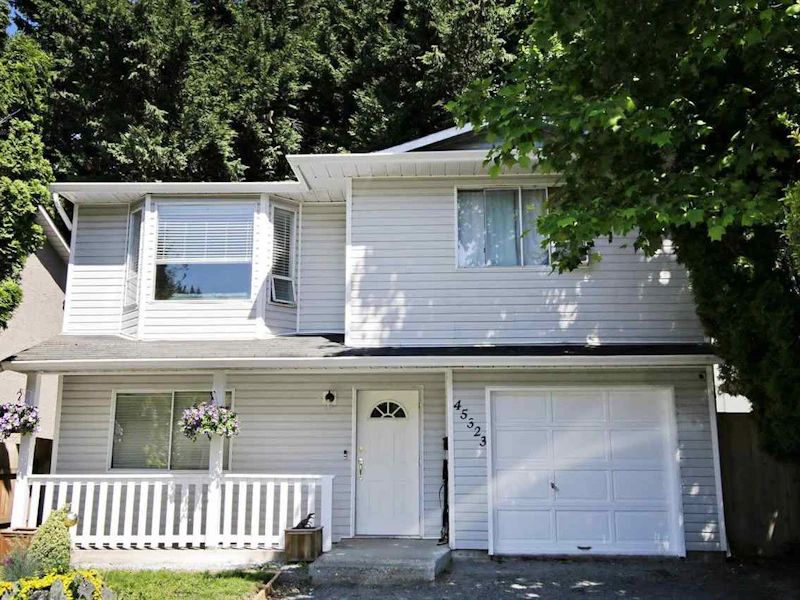 45323 Mcintosh Drive, Chilliwack BC V2P 6V4