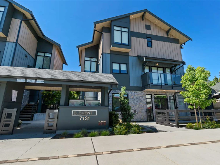108-7131 17th Avenue, Burnaby, BC, V3N 1K8