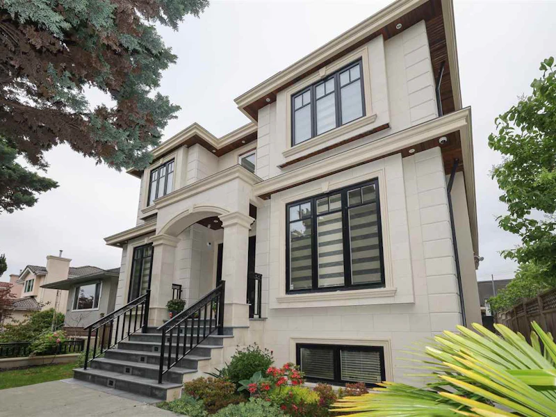 6076 Inverness Street, Vancouver BC V5W 3P7