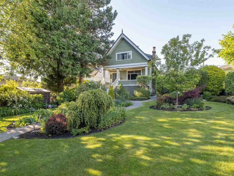 1787 SE Marine Drive, Vancouver, BC, V5P 2R7