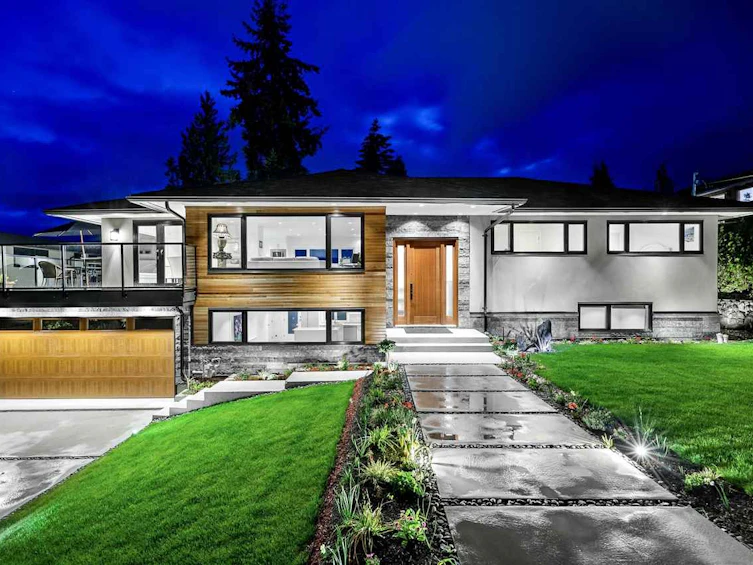 1807 St. Denis Road, West Vancouver, BC, V7V 3W4