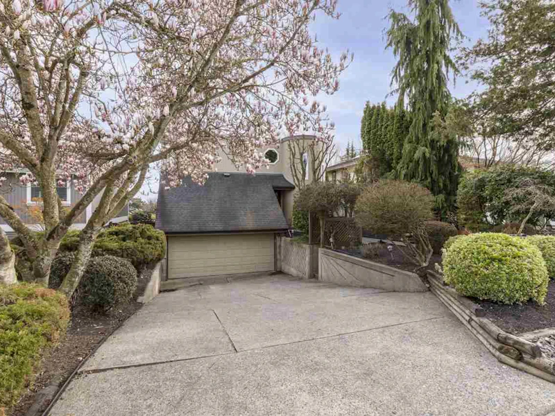 15842 Cliff Avenue, Surrey BC V4B 5B1