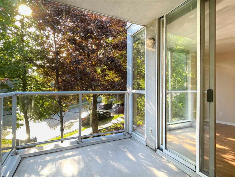 302-8420 Jellicoe Street, Vancouver, BC, V5S 4T1