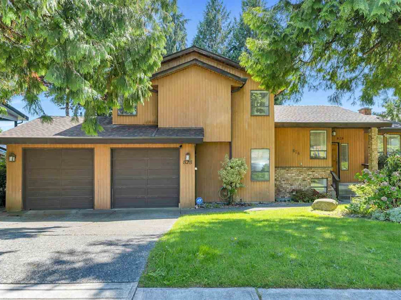 828 Corning Avenue, Coquitlam BC V3K 3C8