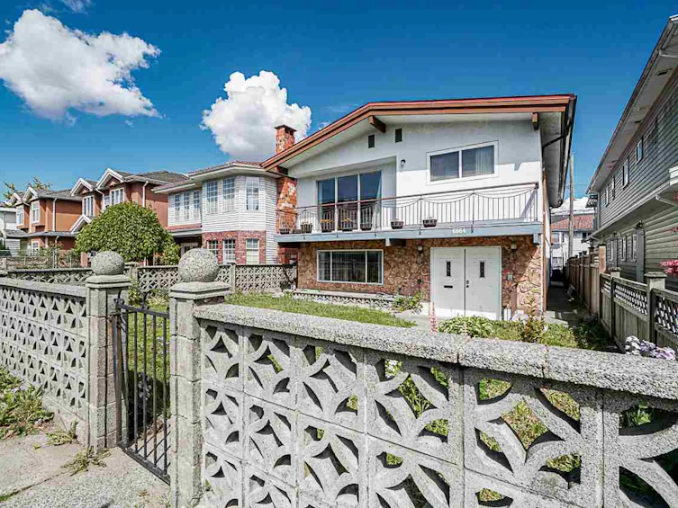 6664 Victoria Drive, Vancouver, BC, V5P 3Y1