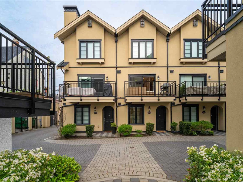 4332 Knight Street, Vancouver BC