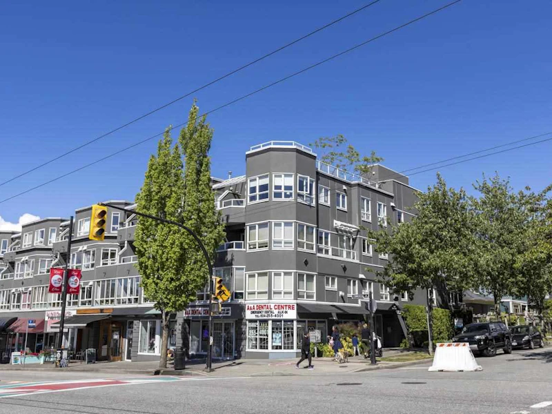 316 - 1707 Charles Street, Vancouver BC V5L 2T6