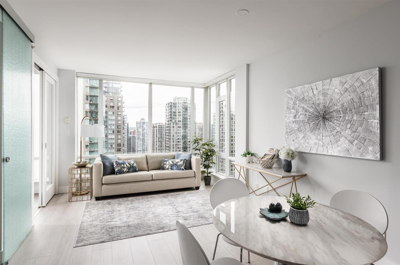 2004-535 Smithe Street, Vancouver, BC, V6B 0H2