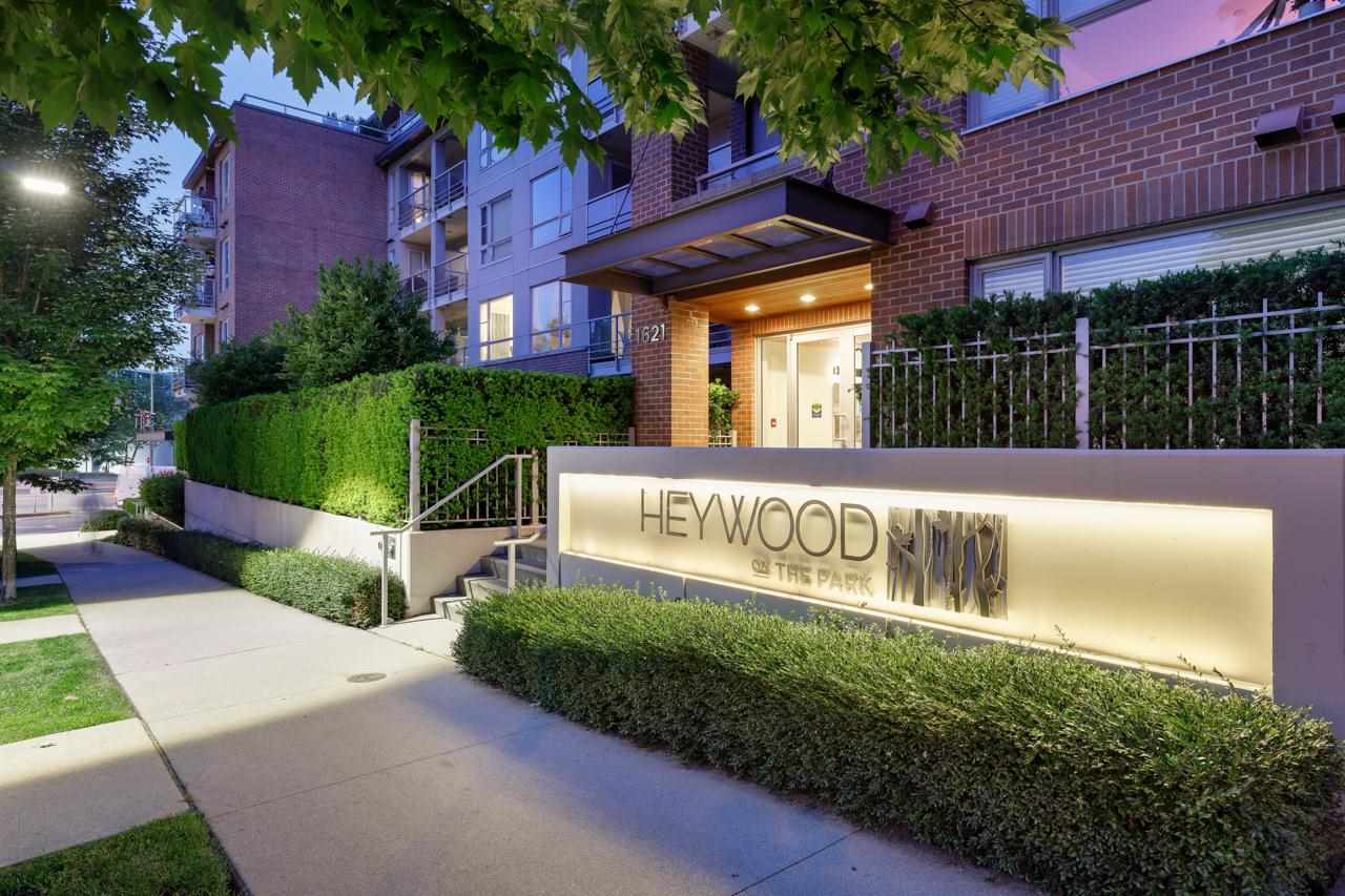 303-1621 Hamilton Avenue, North Vancouver, BC, V7P 0B6