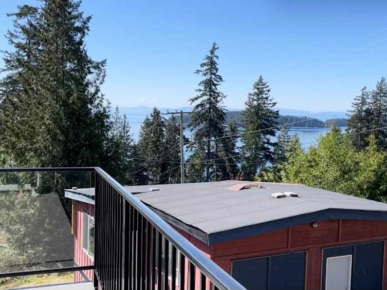 5918 Sunshine Coast Highway, Sechelt, BC, V0N 3A1