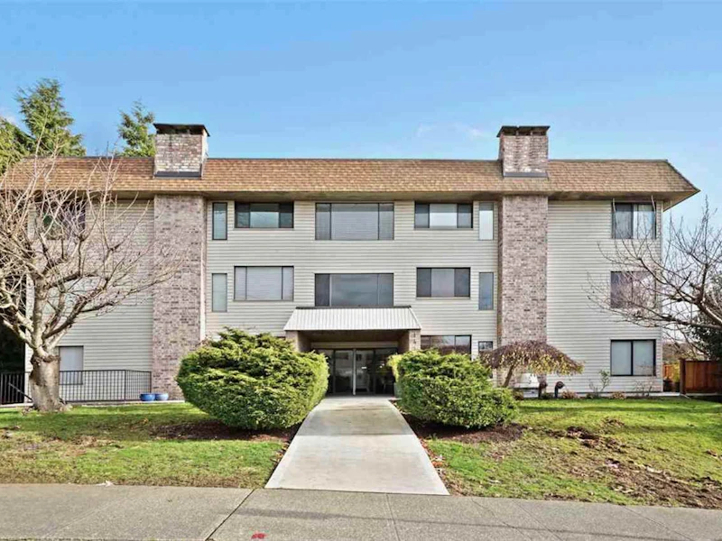 301 - 1410 Blackwood Street, Surrey BC V4B 3V4