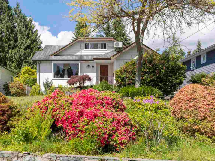 1921 Fulton Avenue, West Vancouver, BC, V7V 1T2