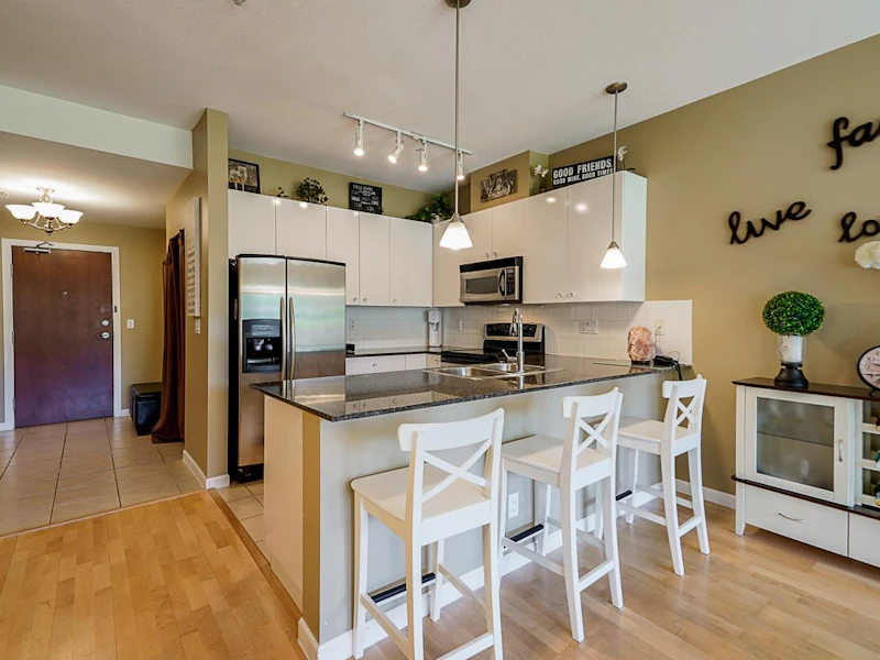 108 - 15380 102a Avenue, Surrey BC V3R 0B3
