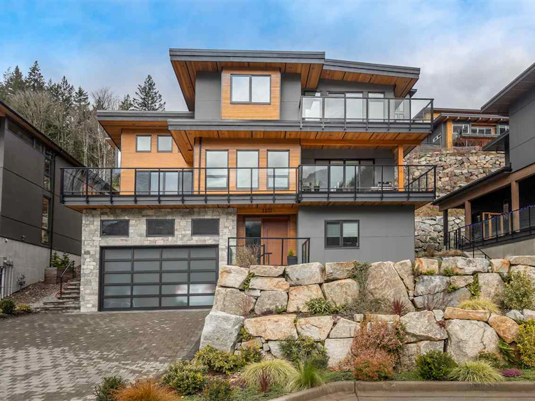 2237 Windsail Place, Squamish, BC, V8B 0T6