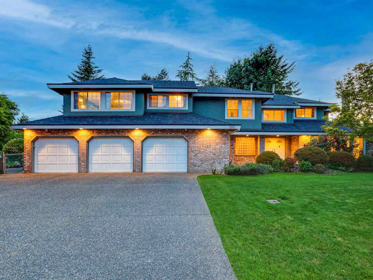 1911 134 Street, Surrey, BC, V4A 4C5