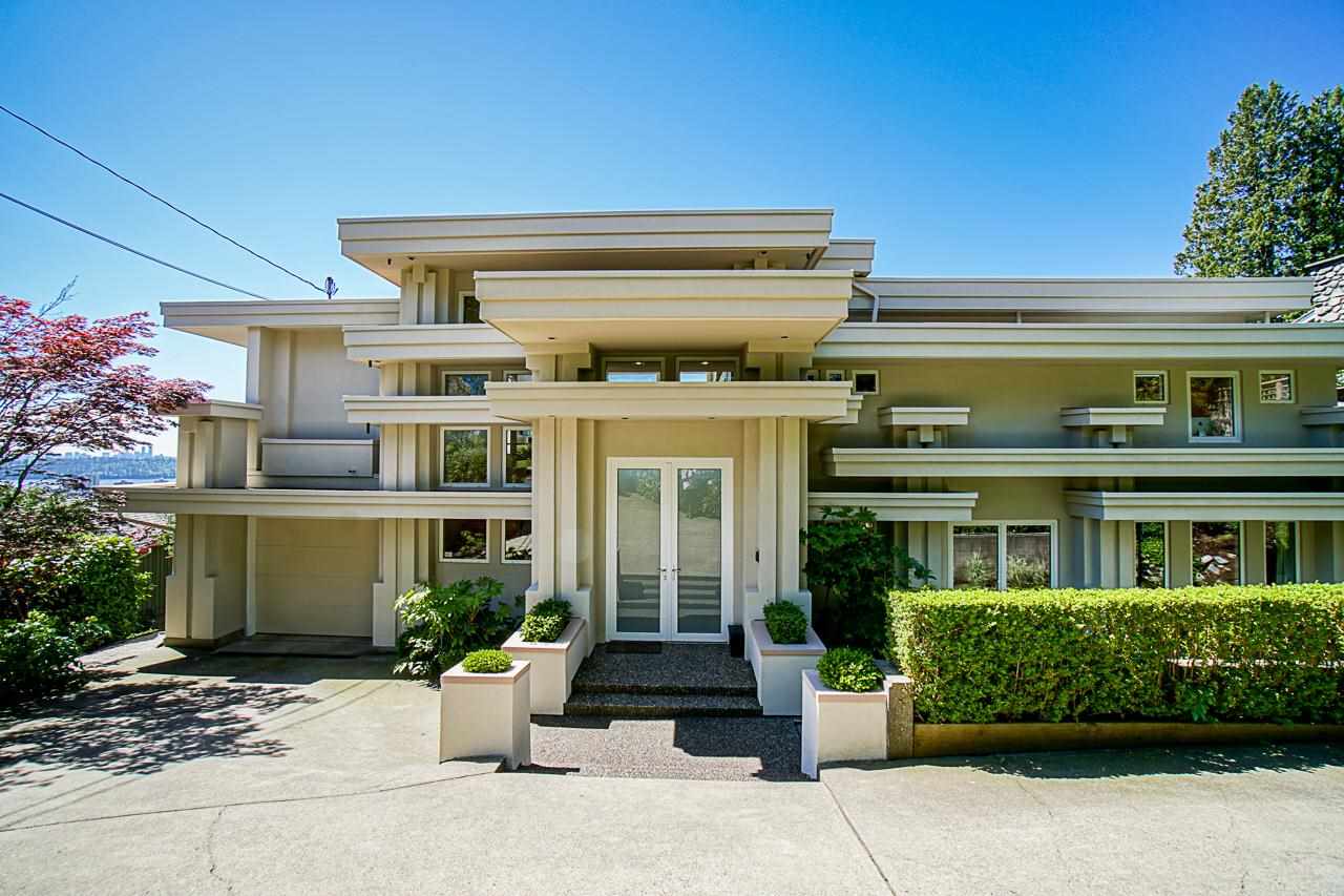2558 Queens Avenue, West Vancouver, BC, V7V 2Y8
