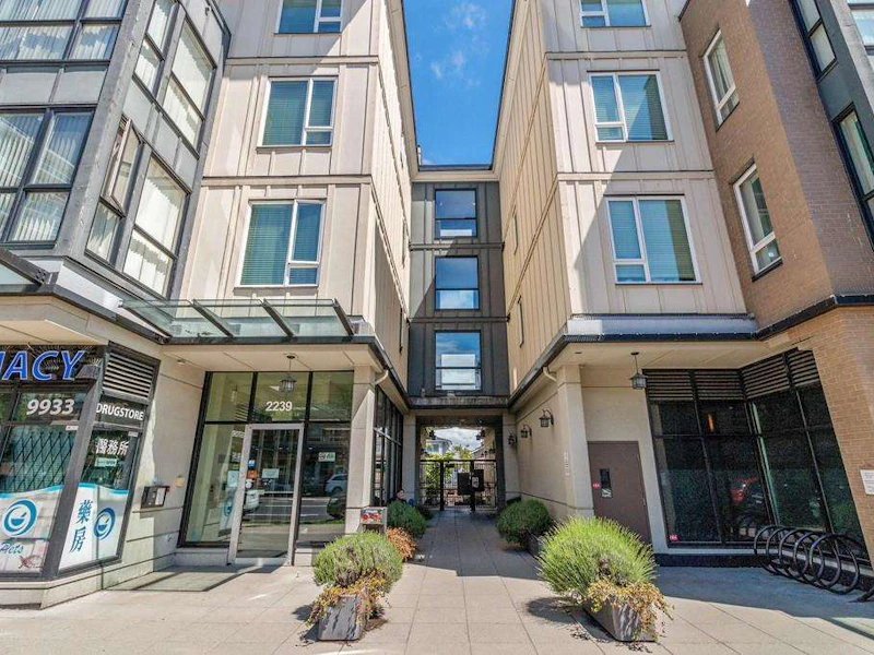 311 - 2239 Kingsway Street, Vancouver BC V5N 0E5