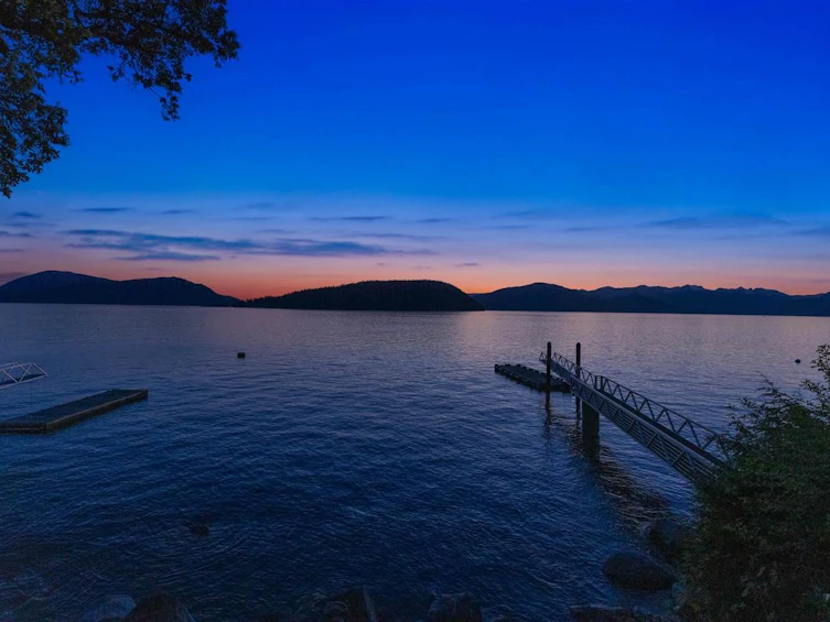 6 Strachan Point Road, West Vancouver, BC, V7W 1C1