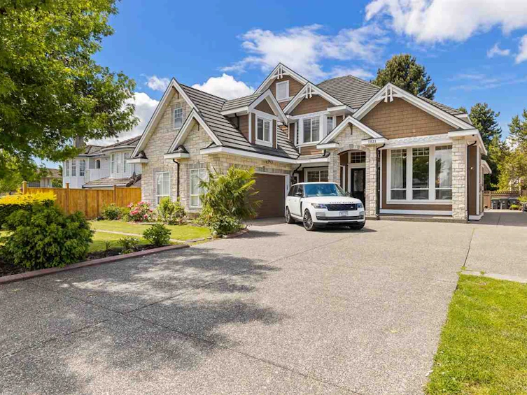 7821 122 Street, Surrey, BC, V3W 3S5