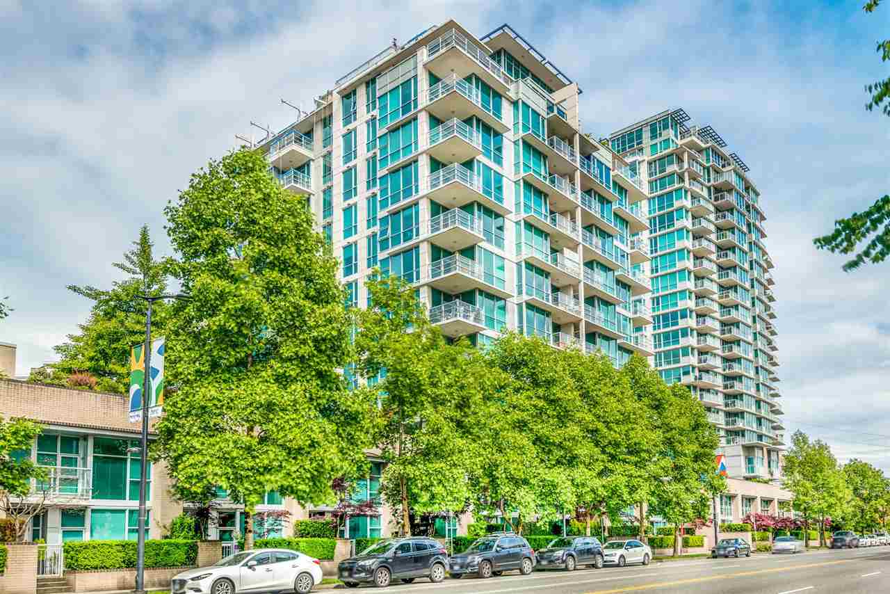 704-168 E Esplanade Street, North Vancouver, BC, V7L 4X8
