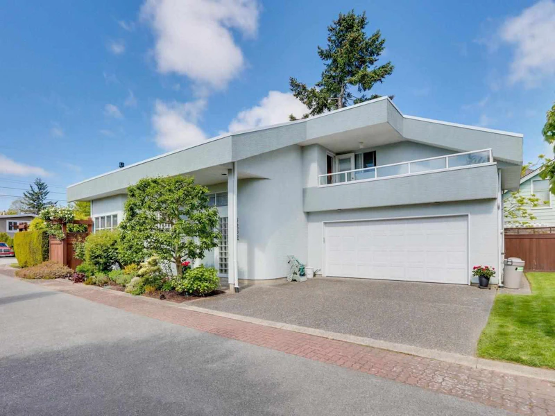 5252 Crescent Drive, Delta BC V4K 2C9