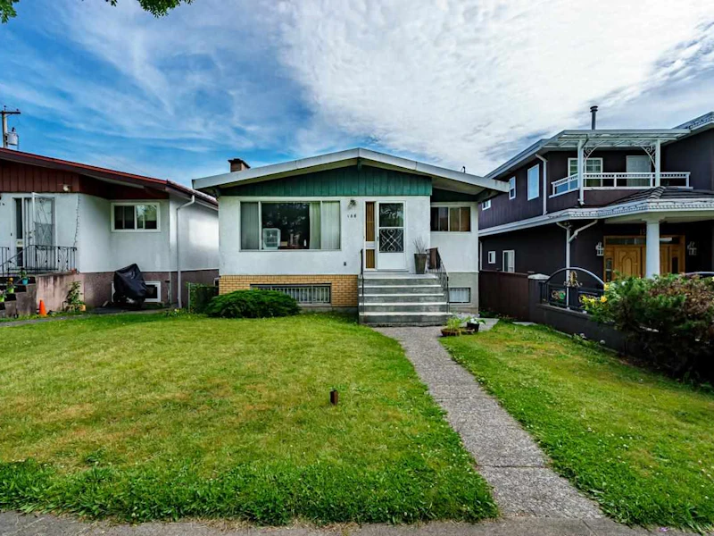166 E 59th Avenue, Vancouver BC V5X 1X6