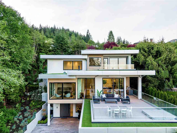 549 St. Andrews Road, West Vancouver, BC, V7S 1V1