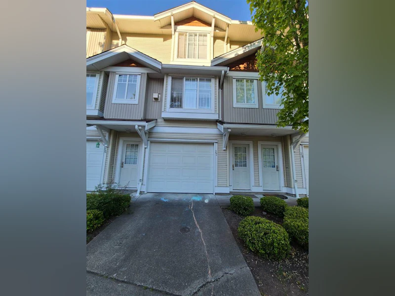 27 - 12110 75a Avenue, Surrey BC V3W 1M1