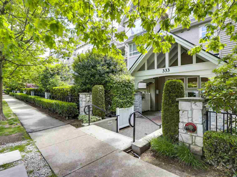219 - 333 E 1st Street, North Vancouver BC V7L 4W9