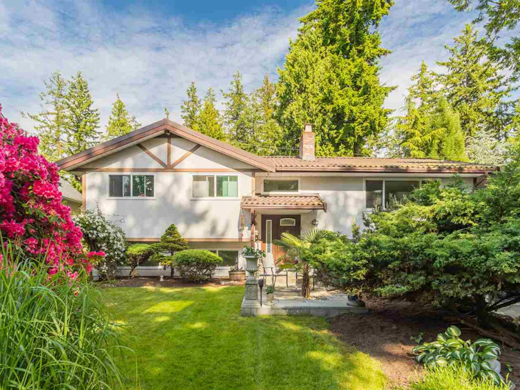 1934 127a Street, Surrey, BC, V4A 3S7