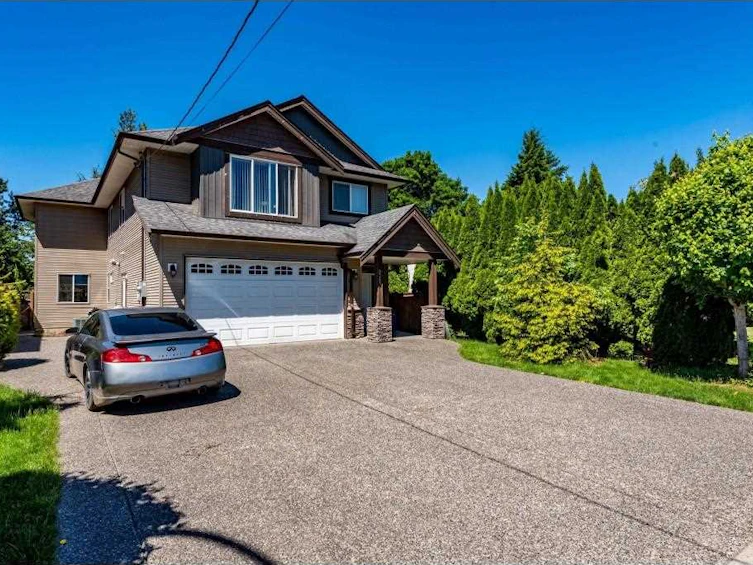 9345 Mcnaught Road, Chilliwack, BC, V2P 6E7