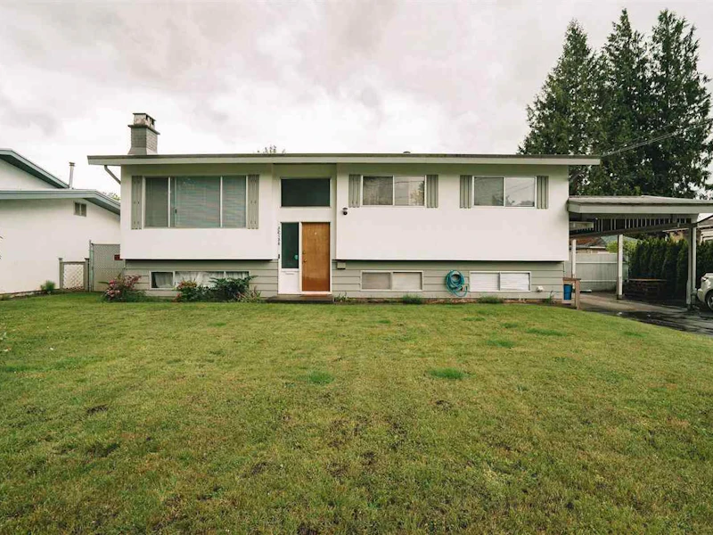 32156 Hillcrest Avenue, Mission BC V2V 1L2