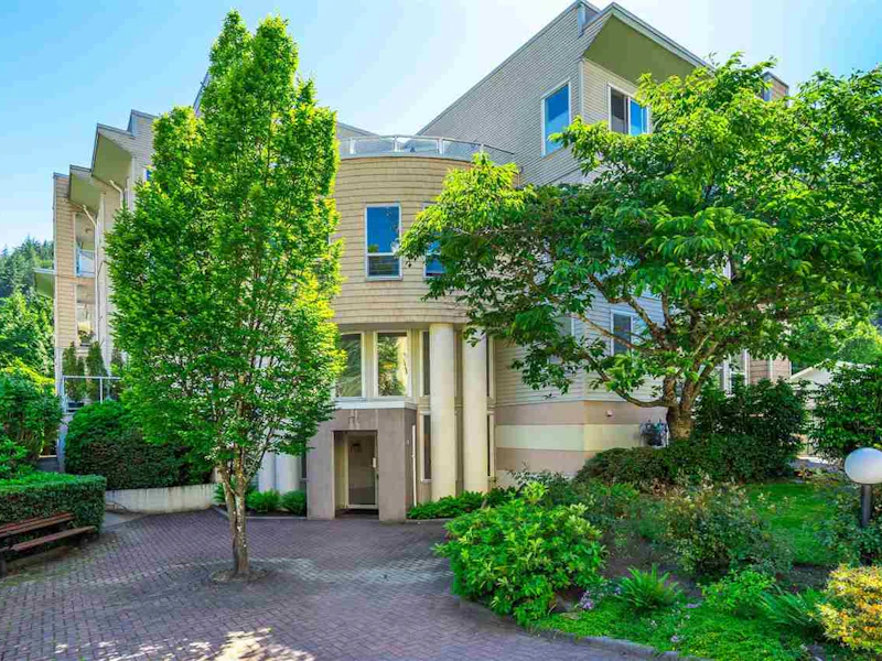 301 - 170 Cedar Avenue, Harrison Hot Springs BC V0M 0A5